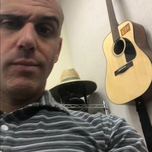 Meet your Posher, Devin